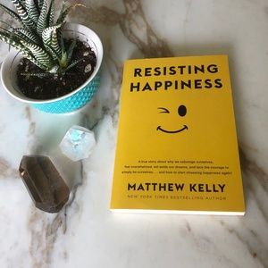 📚3 for $15: Resisting Happiness by Matthew Kelly